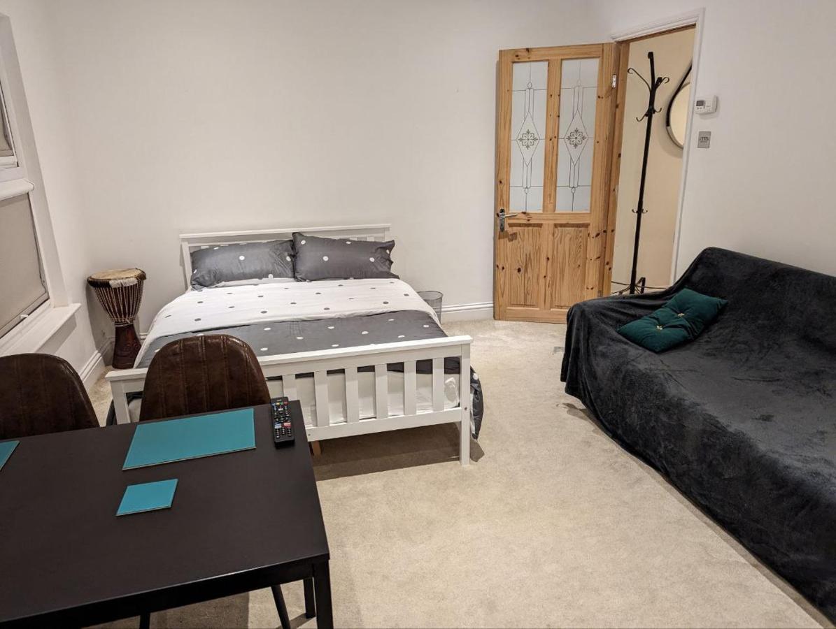 Fully-Equipped Flat In The City Of London. Exterior photo